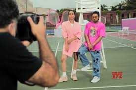 Sonu ke titu ki sweety. Yo Yo Honey Singh Hopes Girls Connect To First Kiss Social News Xyz
