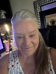 It's only been 3 days but I'm hanging on. After over 20 years of daily  drinking this gotta be one hardest challeges I have ever faced not being  too hungover to brush