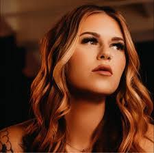 Brianna Orr's Instagram, Twitter & Facebook