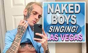 Aaron Carter ready to go 'fully NUDE' for upcoming 'gay musical revue' in  Las Vegas | Daily Mail Online