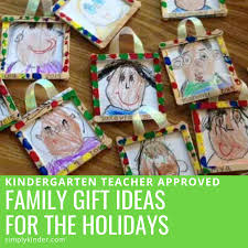 44 our family personalized hanging picture frame set. Kindergarten Christmas Gift Ideas Simply Kinder