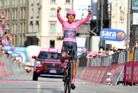 Torantrieb bernal und ähnliche produkte aktuell günstig im preisvergleich. Colombia S Bernal Wins Giro D Italia Reuters