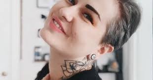 IG: kendrakaliber FB: facebook.com/KendraKaliberModel