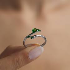 Buy Green Ivy Leaf Rings for Women, Christmas Gift for Her, 925 Sterling  Silver Handmade Autumn Jewellery, Emerald Ring Gift for Grandma Mom Online  in India
