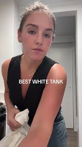 Larissa White's Instagram, Twitter & Facebook