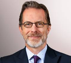 Mark Houlihan's Instagram, Twitter & Facebook