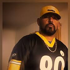 The best Ese homie rapper from the WEST is coming to a west coast city near  you ….ALL LOCATION LINK IN MY BIO…….. LA this Saturday