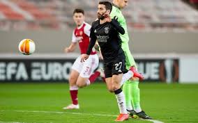 Kieran tierney (arsenal) left footed shot from the left side of the box to the arsenal far the better side over both games. K7haskta Wlpom