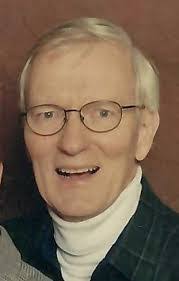 Robin Nicholson's Instagram, Twitter & Facebook