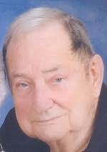 Eda Schmidt's Instagram, Twitter & Facebook