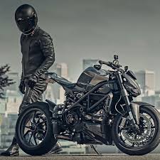 Ducati Instagram On Instagram Legendary By Pagnol Moto Via Hammerbeastmotorcycles Ducatistagram Ducati Streetfighte Ducati Motorcycle Bike Motorcycle