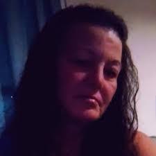 Lori Walkup's Instagram, Twitter & Facebook