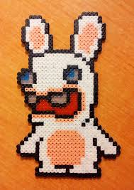 Rabbids Avec Images Lapin Cretin Perles A Repasser Perle