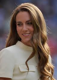 Reactions to a Trans Woman's Appearance