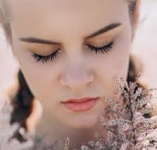 Andrea Beckner's Instagram, Twitter & Facebook