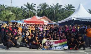 Perpaduan membolehkan pembangunan negara berjalan lancar. Budaya Gotong Royong Subur Terserlah