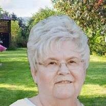 Jannette White Holcomb Obituary