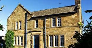 Hotels B Bs Self Catering Holiday Cottages And Campsites In The Uk Chatsworth Estate Peak District Cottages French House
