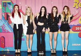 We need to be there for red velvet and wendy, so please look after yourselves and eachother. Wendy Health Update Red Velvet Kpop Star Unable To Eat