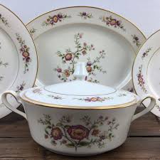 Vintage Noritake Ivory Affection China 7192 Setting For 5 Plus Extras