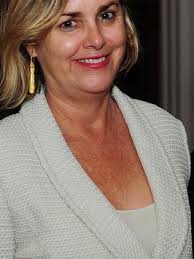 Palm Beach couple sues Barclays, claims $6.5 million Yahoo-swap loss