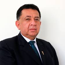 Mag. Enrique Alfonso Ugarte Calderón