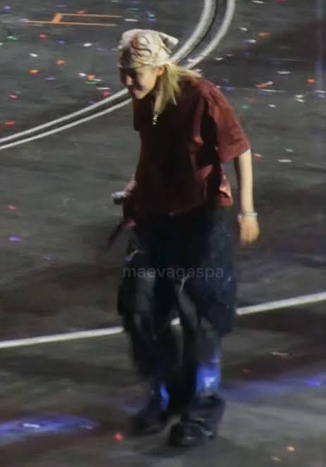 Jimin doing the Haaland walk in Munich today HAHAHAHAHA #jimin #bts #arirangmunich #arirangtour #haaland