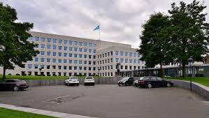 Integrated container logistics company working to connect and simplify our customers' supply chains. Maersk Wikipedia