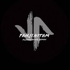 Ia juga pernah bekerja selama 17 tahun untuk proyek black projects / proyek hitam ('skunkworks') membantu merancang dan membangun. Panji Hitam Panjihitam0313 Twitter