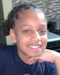 Alyssa Rains's Instagram, Twitter & Facebook