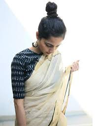 Big brocade tissue kasavu settu mundu blouse. Kerala Saree Set Saree Set Mundu Kerala Kasavu Saree Buy Lehenga Choli Online