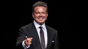 A mediados del 2002, el actor mexicano eugenio derbez estaba buscand. Quien Es Sergio Basteri El Desconocido Hermano Menor De Luis Miguel El Heraldo De Mexico