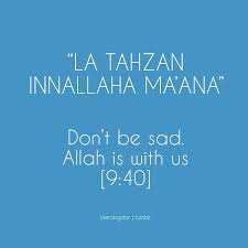 This opens in a new window. Gambar Kaligrafi La Tahzan Innallaha Maana Cikimm Com