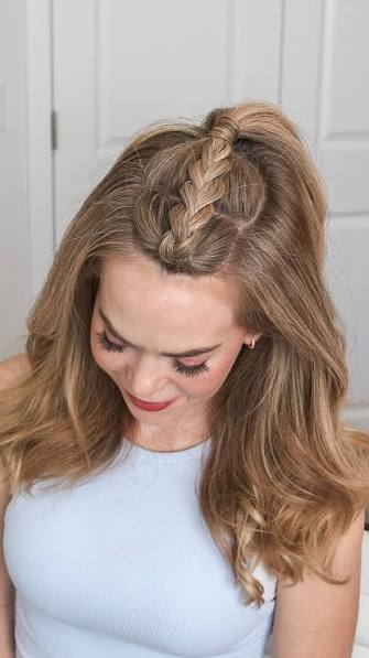 A tiny braid detail makes a basic half-up hairstyle look SO much prettier ✨, I love this one because it keeps the front pieces out of your face while still feeling soft and effortless 🤍, Easy enough ...