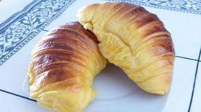 Croissants De Pate Brioche Recette Portugaise Recettes De Cuisine Recettes De Cuisine Portugaise Recette