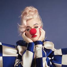 You may know katy from her award winning hits such as 'i kissed a girl' or 'teenage dream'. Katy Perry Albums Songs Playlists Listen On Deezer