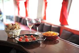 Aperitif Cruise From Libourne