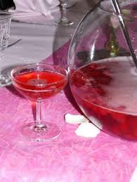 Recette Soupe De Champagne Fraises Et Framboises En Video Recette Recette Soupe De Champagne Recettes De Cuisine Framboise