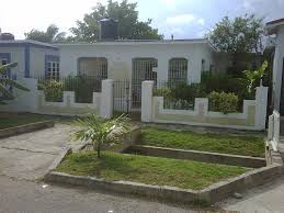 House with 3 bedrooms, a bathroom, with furniture, equipped kitchen, exterior, high supplies. Lots For Sale In Portmore Villa