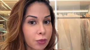 Maíra Cardi relata desespero com filhas doentes nos EUA: "Sophia acorda chorando"