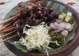 Terbuat dari jeroan sapi dan daging sapi. Resep Sate Kere Khas Solo Vegetarian Satay Oleh Reka Bundanya Rere Cookpad