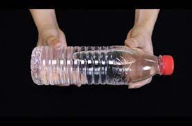 睡前在腋下夹一瓶矿泉水 可以解决很多人的一个大难题 作用很棒 youtube edison light bulbs light bulb decor