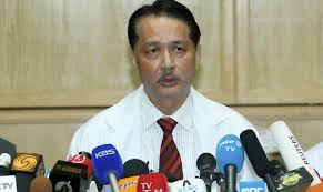 Tekstur krim yang ada merkuri ini berkilau dan berkilat sedikit. 3 Produk Kosmetik Beracun Dikesan