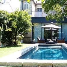 Construire Une Petite Piscine En Ville Un Projet Avant Apres En 15 Jours Cote Maison