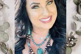 Jodi Bratcher's Instagram, Twitter & Facebook