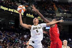 Chicago's Angel Reese extends double-double streak before Barclays Center  record 17,758 in New York | The Seattle Times