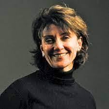 Tracey Schell's Instagram, Twitter & Facebook