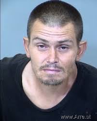 Justin Grizzle's Instagram, Twitter & Facebook