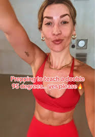 Put in work 🥵 #hotsculptpilates #hotmatpilates #heatedworkout #yogasculpt