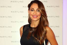 Anna tatangelo conquista mediaset, su instagram sfoggia il suo costume esclusivo (foto) inran 16 giorni fa potrebbe interessarti anche: Anna Tatangelo Il Top Attillato Esalta Il Decollete Foto Pre Allenamento
